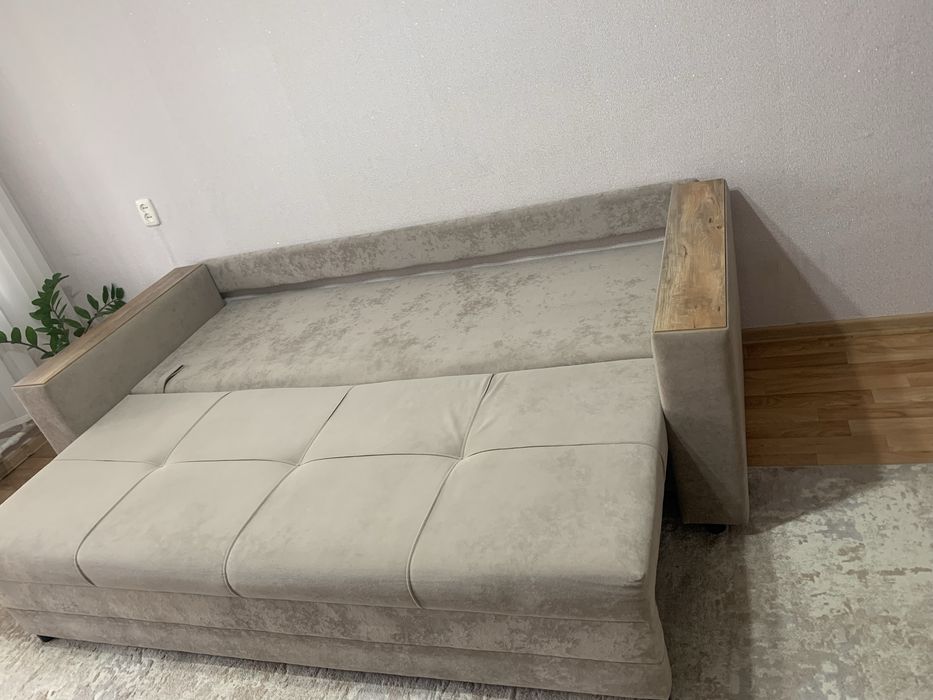 Диван продам в отличном состоянии