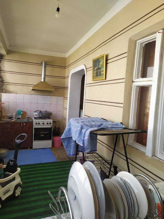 Shahar markazida dom