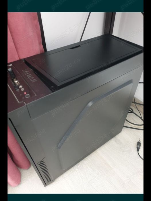 Vând unitate calculator