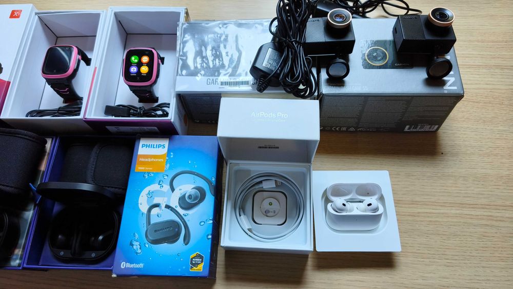 PACHET DIVERSE - Ceasuri x5 play/Casti airpods+ Philips/Garmin DASHcam