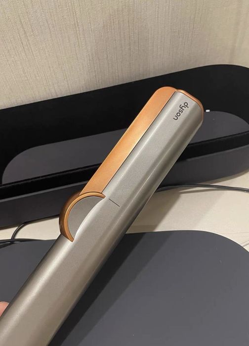 Dyson airstrait Дайсон утюжок