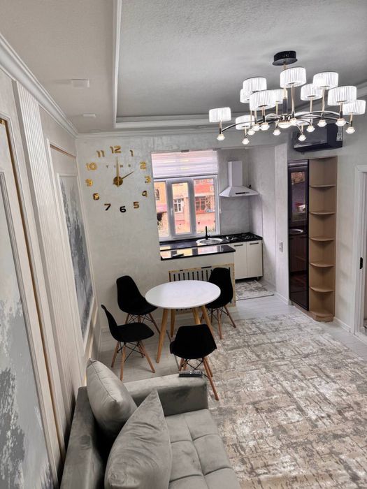 Арендага квартира болларга қизларга ойлага Чилонзор метро 2х 500 Евро