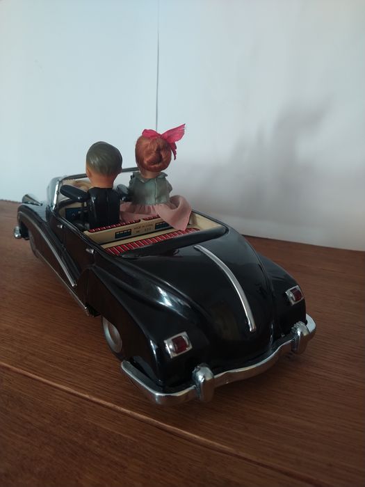 Продавам ретро автомобил / количка детска играчка