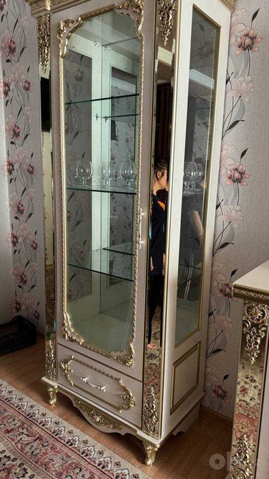 Красивая свадебная мебель.