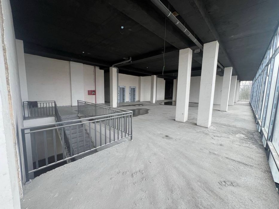 Нежилое помещение 1756 м2 и 1180 м2