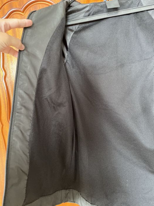 Продам ветровку детсский