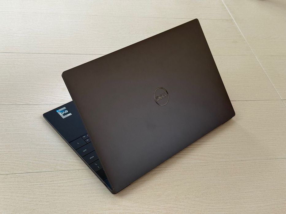 Лаптоп 13.4’UHD+OLED Touch i7-1260P Dell XPS 9320+ 32GB LPDDR5 5200Mhz 1TB SSD