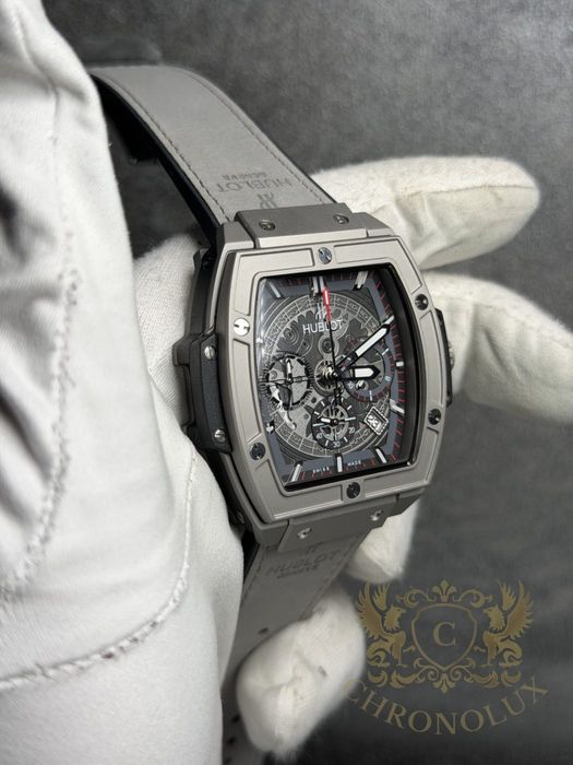 Часовник Hublot big bang сив