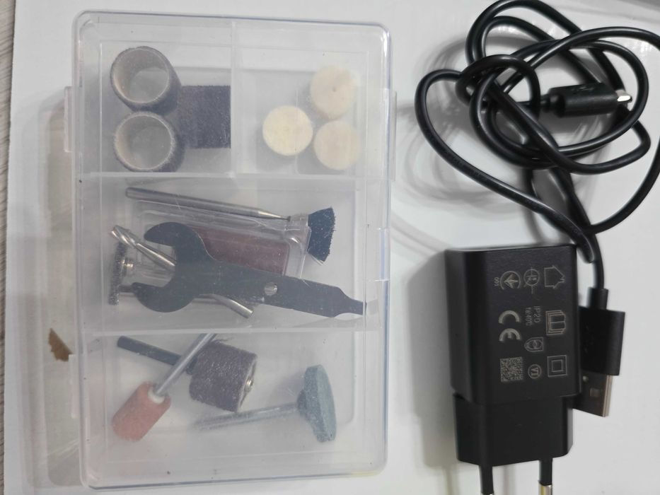 Dremel Lite 7760-15 polizor drept cu acumulator 3,6 V | Cu perii