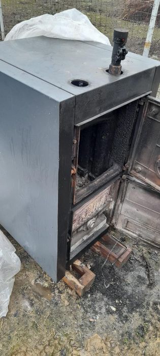 Vând cazan fontă Romstal 24kw