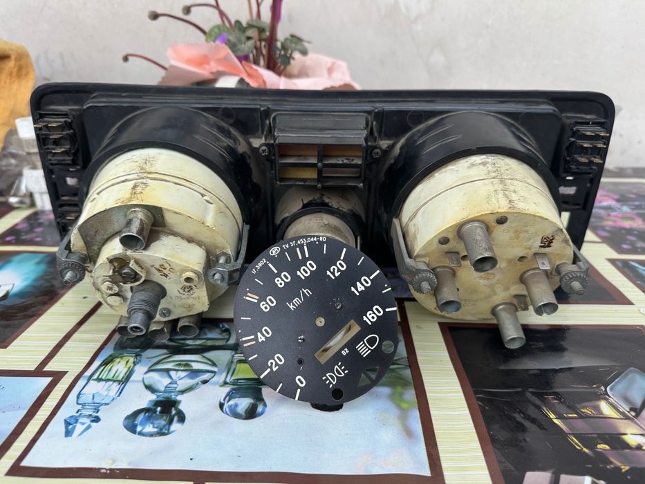 Lada Ваз-2105, табло, руль, рулевой кожух, замок зажигания