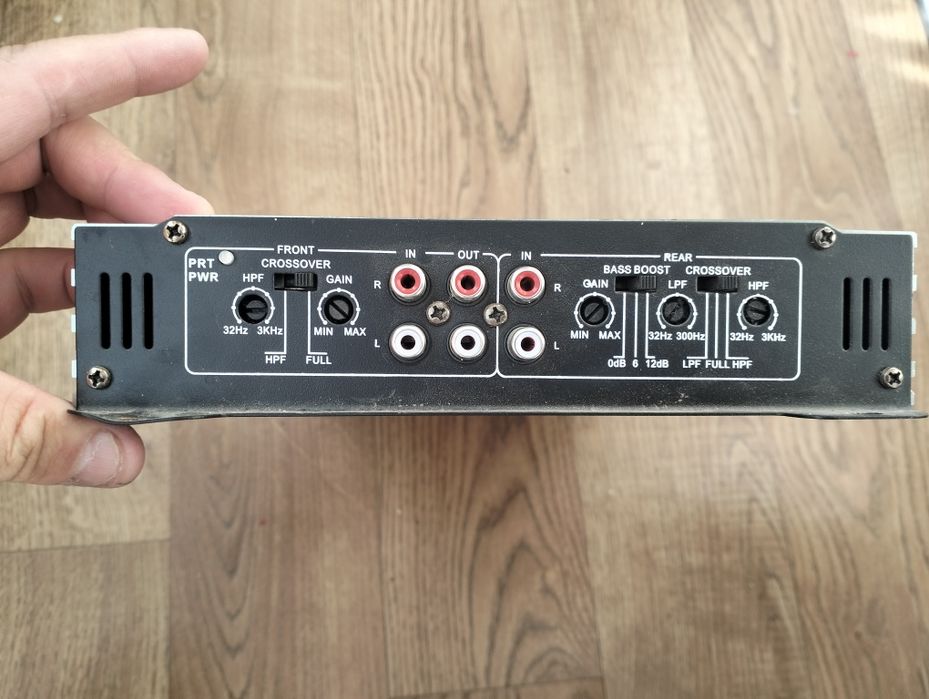 Продам генератор 15000 и уселитель 5000 от приоры