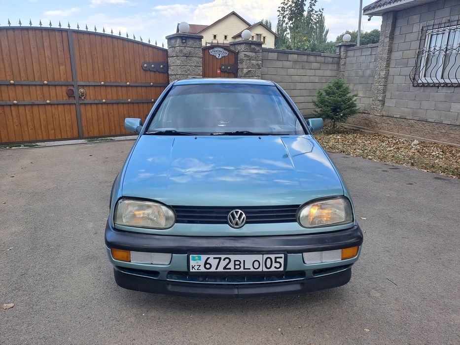 Продам голф3 1.8