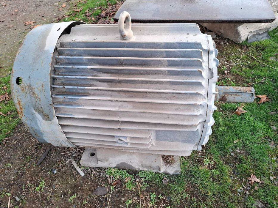 Продаётся электродвигатель