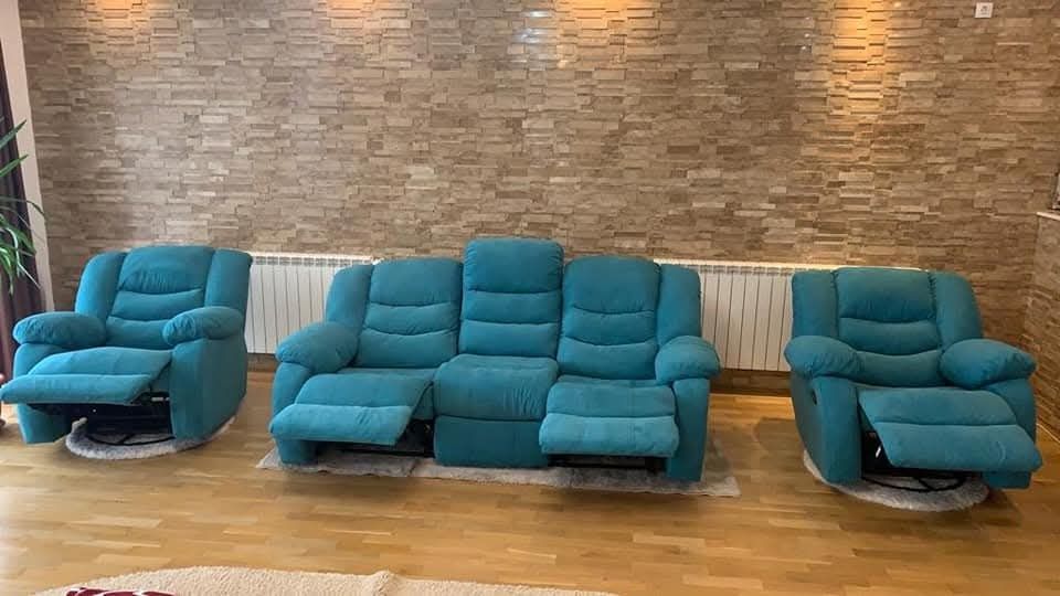 Canapele colțare,  tapițer execut reparații,  retapițari