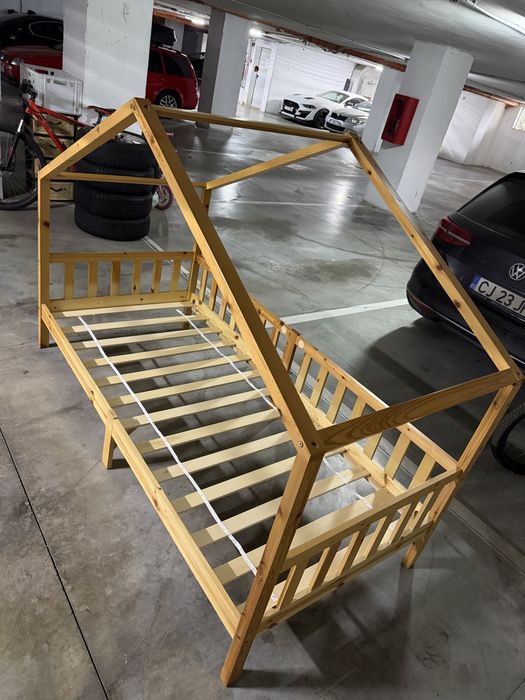 Pat copii casuta lemn masiv inclus saltea bambus