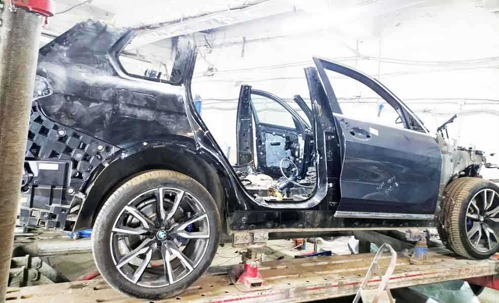 Кузовные работы. Ремонт бамперов и фар.