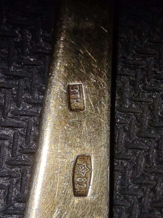 Kumush qoshiqlar