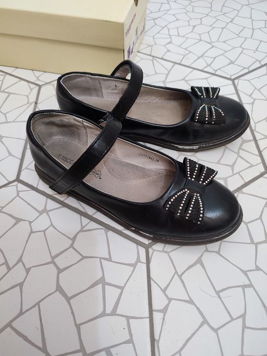 Продам Туфли школьные