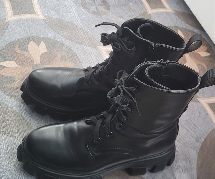 Ghete dama la super preț.