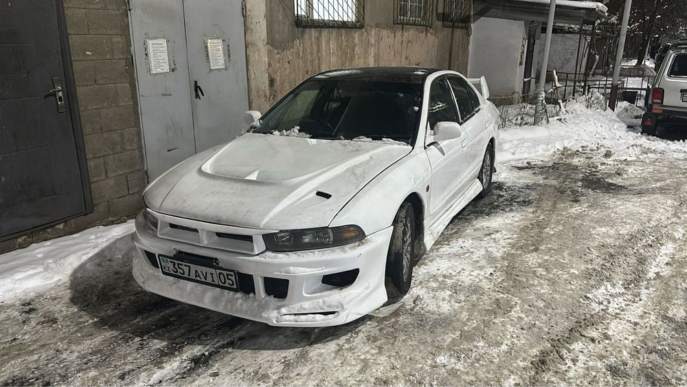 Бампер на Galant 8 из стеклопластика