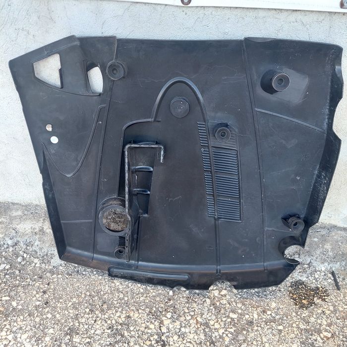 Декоративен капак ОМ646 за Мерцедес Е класа W211 EVO Mercedes E-class