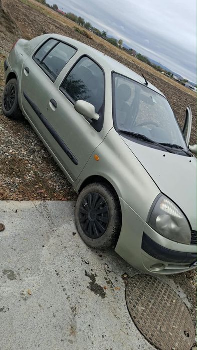 RENAULT Clio 2002 — imagine 5