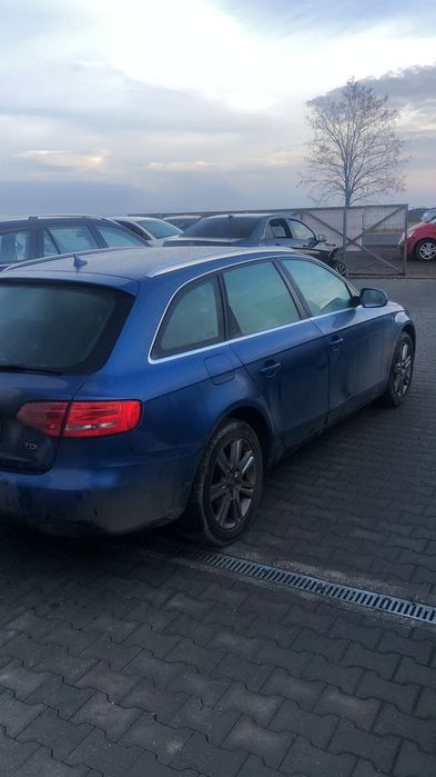 Dezmembram Audi A4 B8 2.0 TDI an fabr. 2011