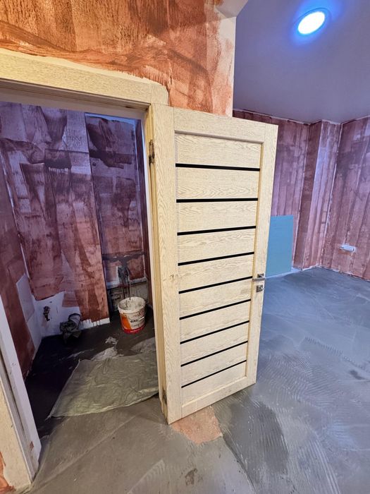 Продам двери в хорошем состоянии