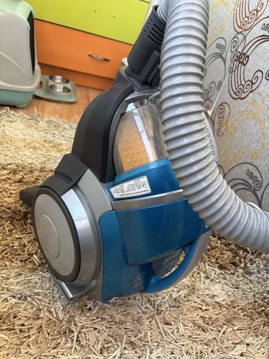 Продается Пылесос самсунг