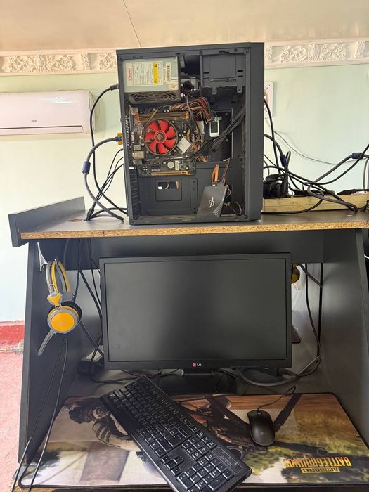 Компютери в комплекте 24 размера мониторы