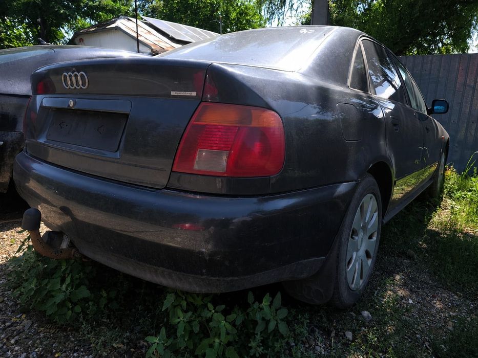 Vând Audi A4 B5 1.9 TDI