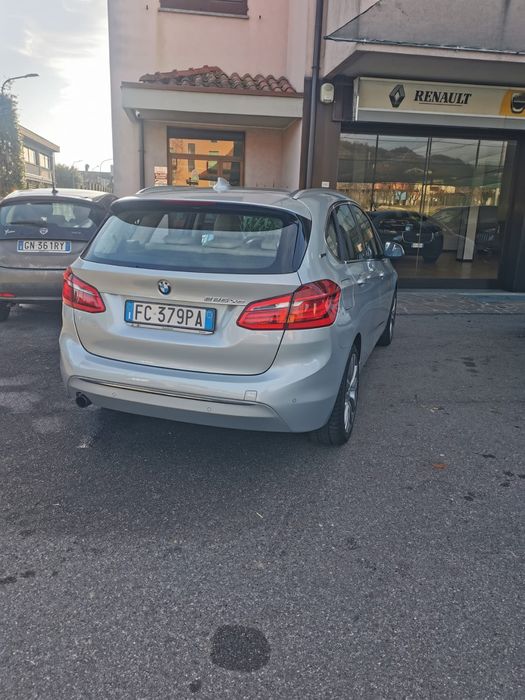 BMW seria 225xe Plug-in hibrid