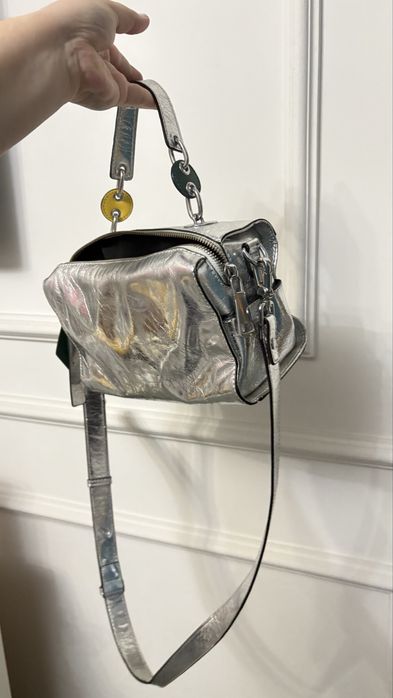 Продам сумки и духи