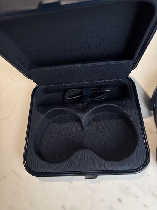 Продам наушники Bang & olursen H95