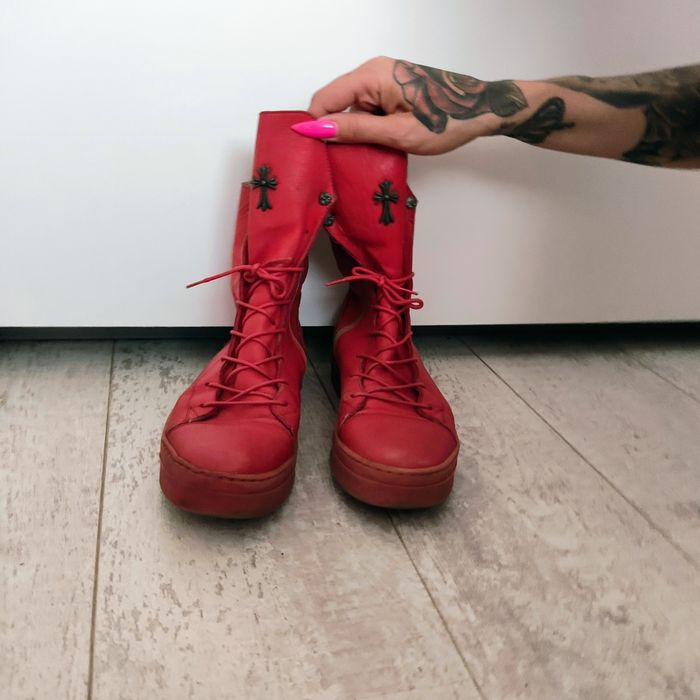 Дамски червени кецове