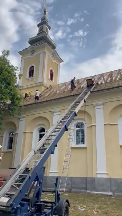 Lift materiale construcții de Închiriat