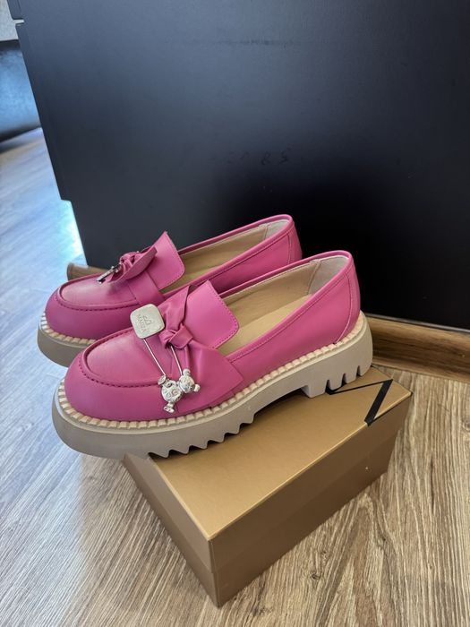 Розови лоуфъри/ естествена кожа Magza