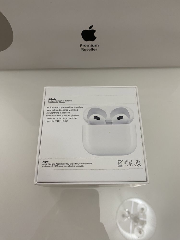 Apple Airpods Gen 3 hotsell