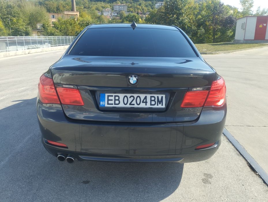 Продава Bmw 730d f01 6 999 евро