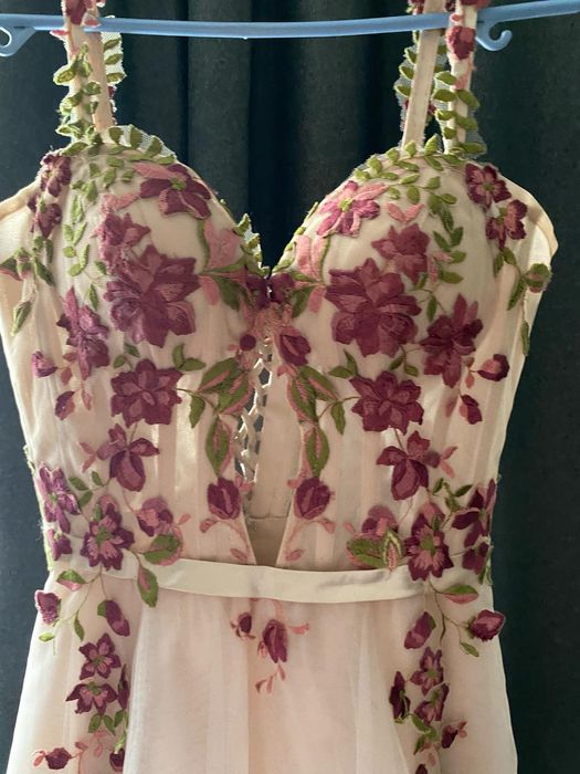 Бална рокля, официална рокля, абитуриентска, дизайнерска рокля