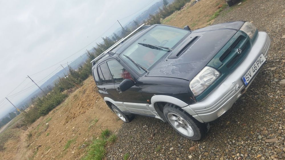 Vând Suzuki grand vitara 2.0 benzina