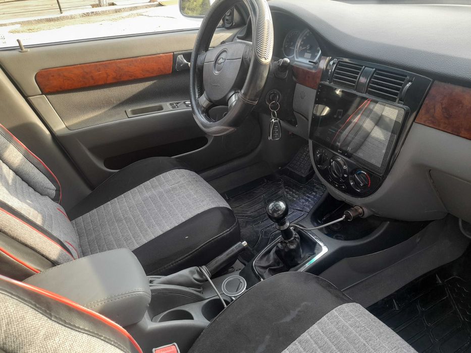 Chevrolet Lacetti 2010 года 2 позиция