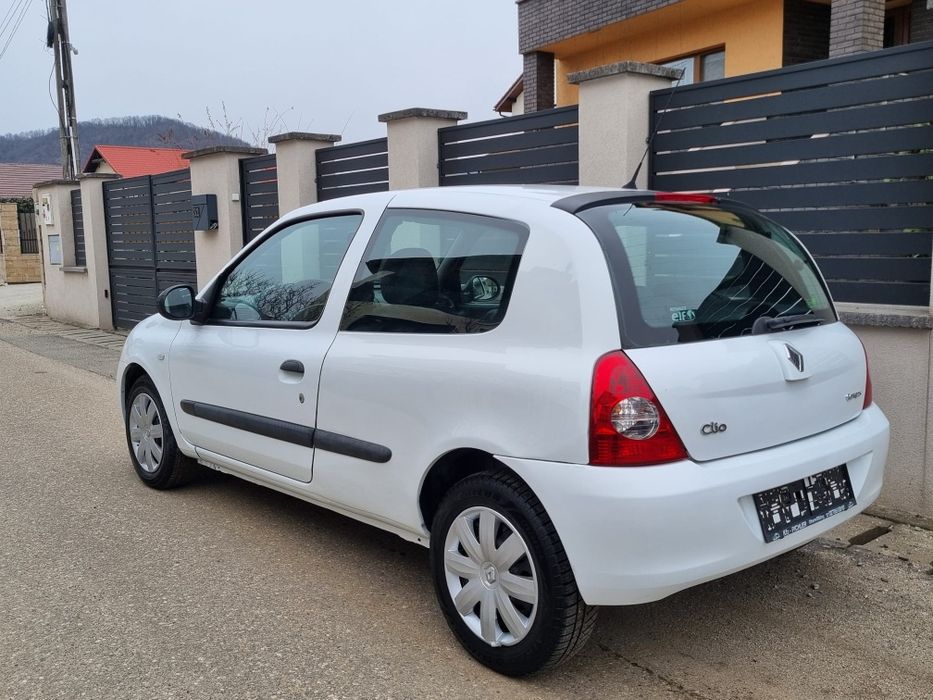 RENAULT Clio 2010 — imagine 3