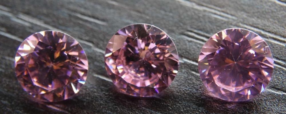 Рубин, Сапфир, Чароит, Цитрин..и още много