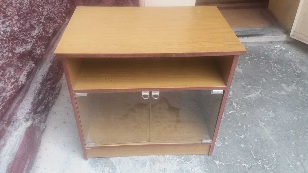 Полка Подставка под телевизор аквариум и др. Стол Возм Доставка