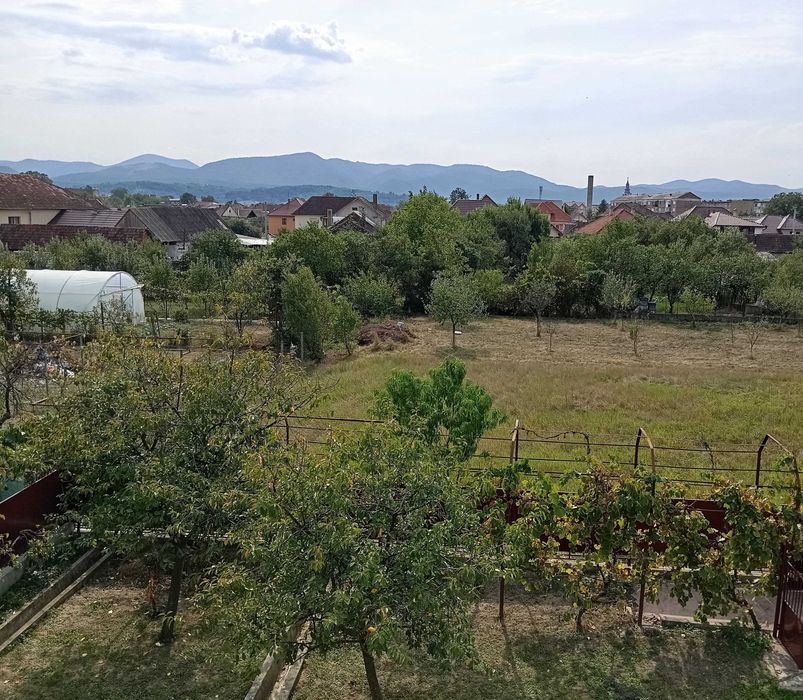 Casa cu etaj in Beius