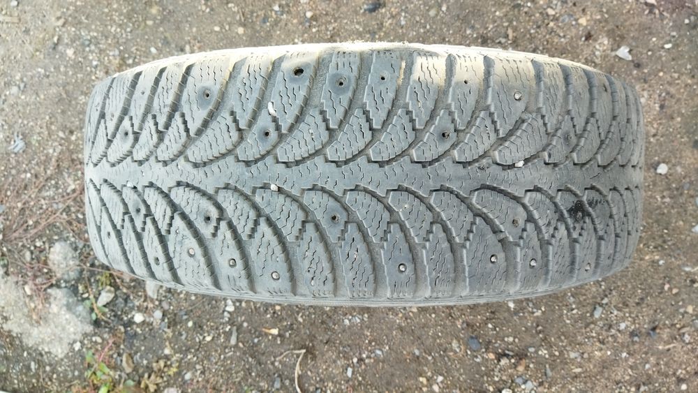 Зимняя резина 195/65/15