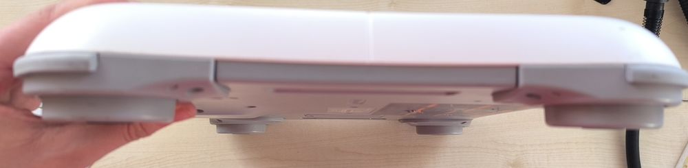 Nintendo Wii fit board+Wii fit Plus