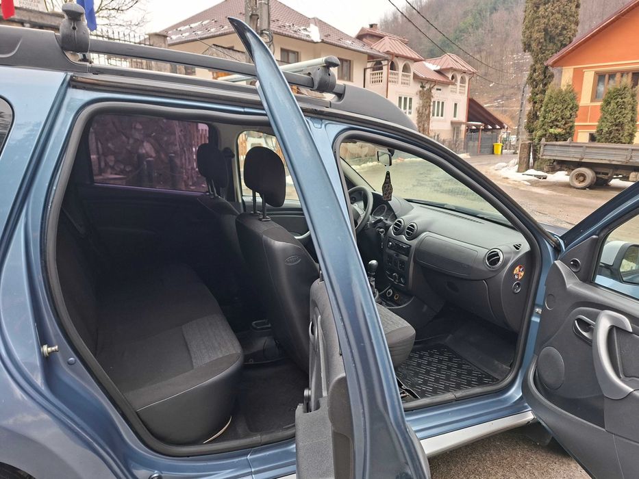 Dacia Duster, an 2011, 4x4,